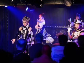 いろいろな物語と圧倒的なダンス力で魅せます