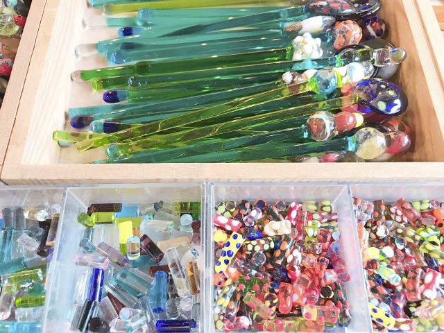 工房オリジナルのスプーンorマドラーは一点もの!悩ましく選ぶのが楽しいです!