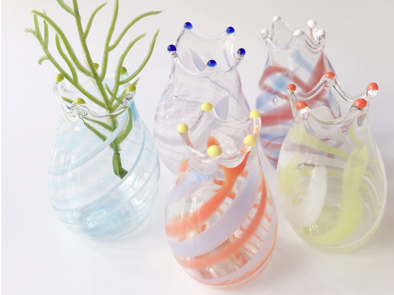 お水を入れて花びんとしてもお使いいただけます!