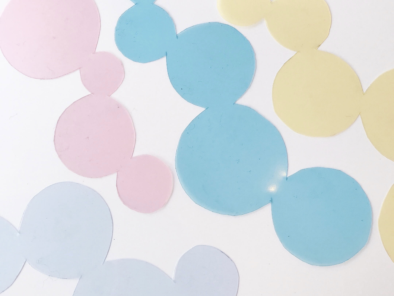 パステルカラーの短冊も好きな色、形から選んでいただけます!