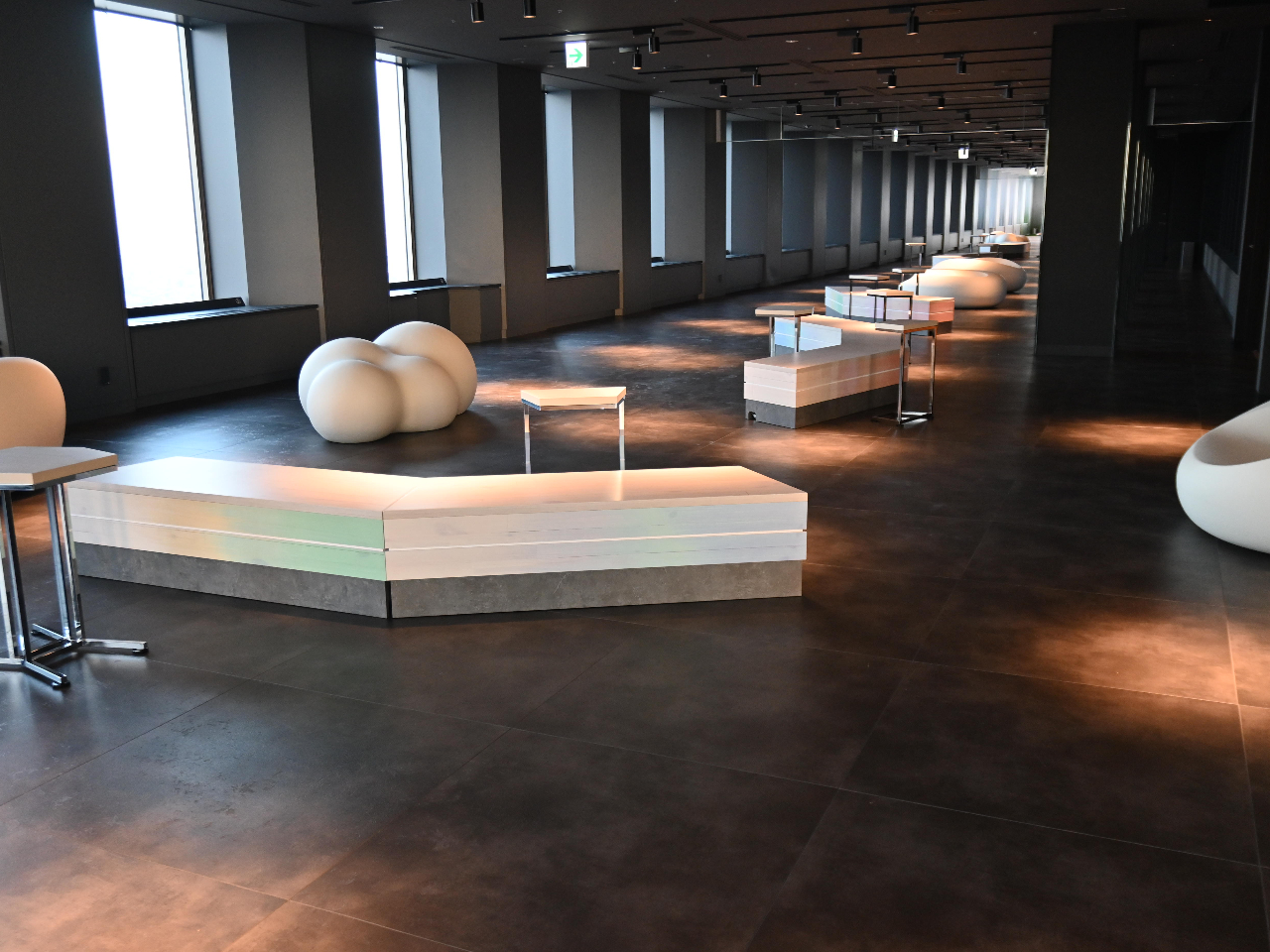 �[���ȍ~�́A���[�f�B�[�ŗ����������Ɩ��ƌ��̉��o�A���̂���Ԃ̍���̃A���}�ABGM�ł����Ƃ�Ƃ�����l�̕��͋C�����o���܂��B�܂��A�����{�݂Ȃ̂ŉJ�ł����S��