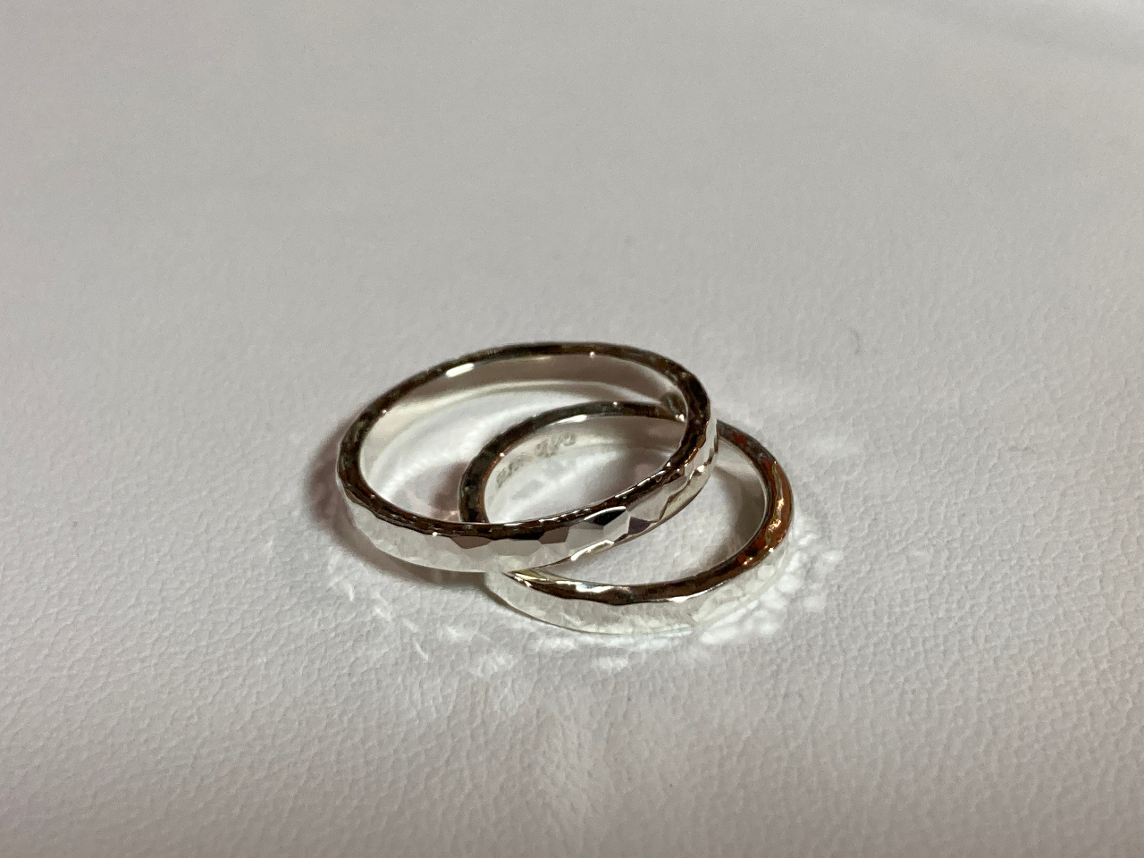 1番人気の槌目リング