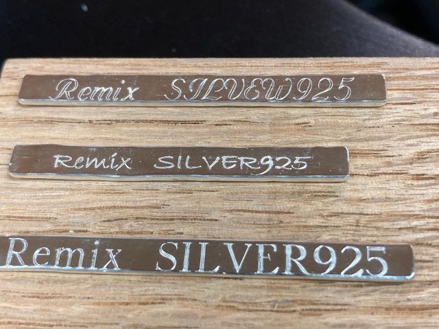 機械彫刻が出来るようになりました!