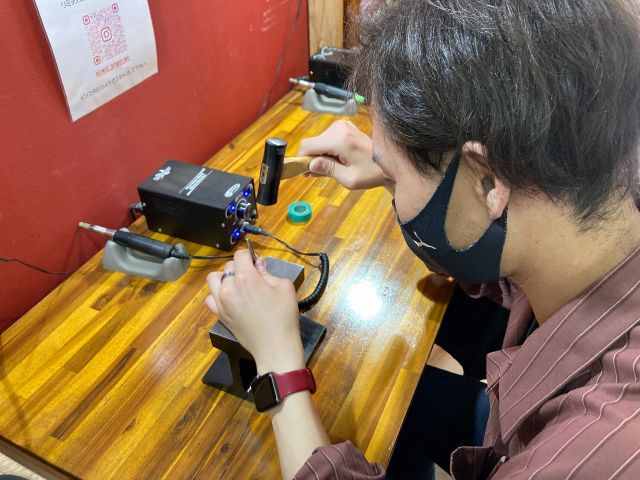 手打ち刻印 打刻中