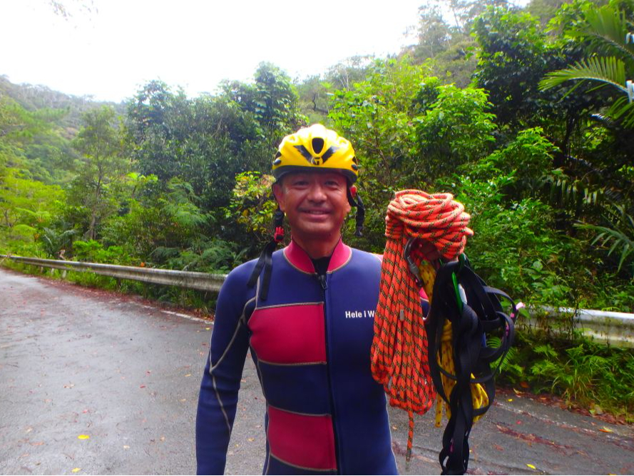 沖縄プロデュースカマダの新垣です。沖縄の大自然を満喫出来ます!