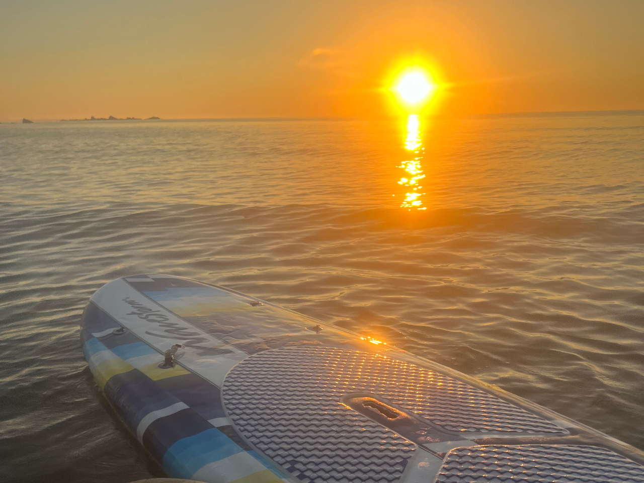 �C�̏ォ��̗[�z�͊i�ʂł��I