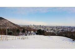 JRタワーやテレビ塔、藻岩山ロープウェイなど札幌の景観を楽しむスポットは数ありますが、自分の脚で見に行ける景観もなかなかですよ!