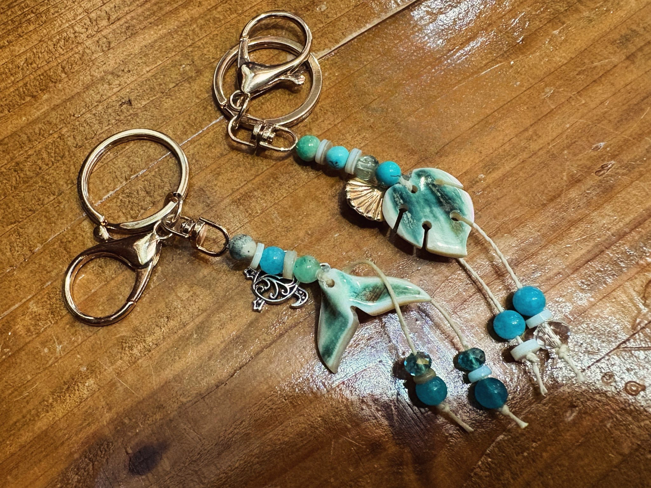 夜光貝　(カフェ結様。お取り引き中　)　『三点セット』 夜光貝キーリングorストラップ（ペア）】 2人のイニシャル入り