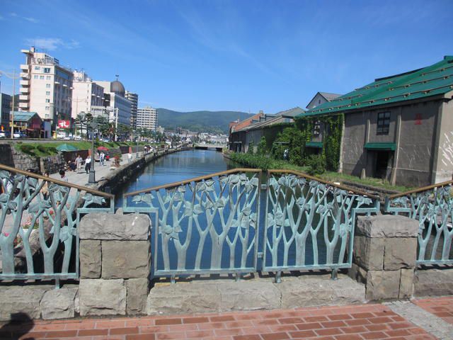 大正時代から昭和初期にかけて、流通システムとしては最先端の小樽運河です。