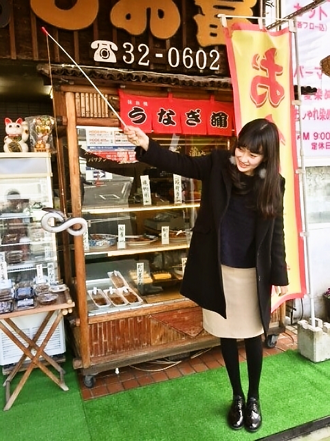 うなぎは釣り上げると、八の字に!調理前からワクワク♪