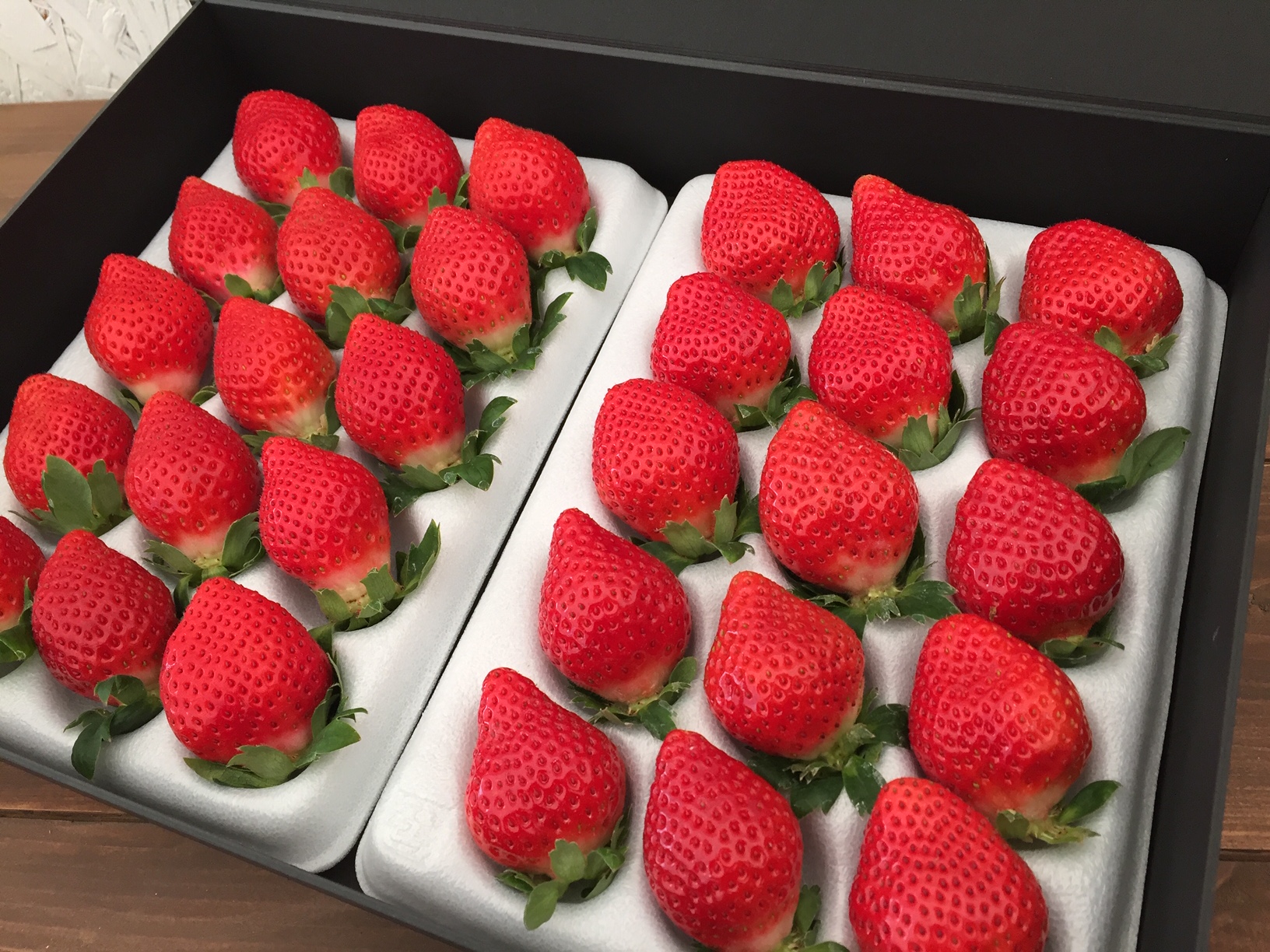 福岡の観光地糸島でいちご狩り あまおう ４５分食べ放題プラン 現地飛び込み価格と相違あり 予約確定料を含んでおります 糸島 磯本農園 じゃらん遊び体験