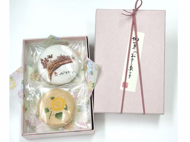 完成後は袋、箱詰めをいたします。