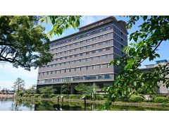 佐賀城のお濠に囲まれたホテルニューオータニ佐賀で素敵なひとときをお過ごしください