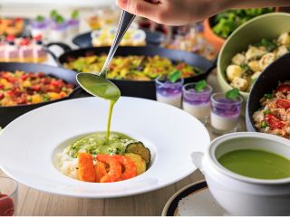 海老と白身魚のシーフードグリーンカレー