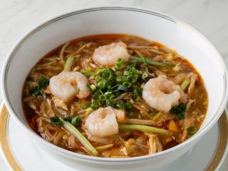 海老入り酸味辛子スープそば