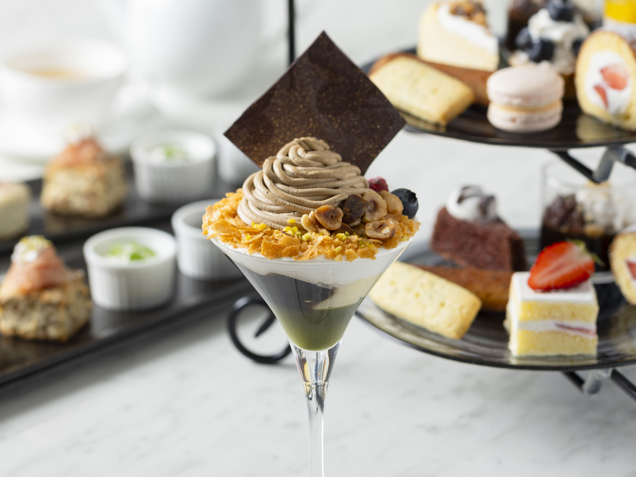 限定パフェ付【アフタヌーンティーセット】