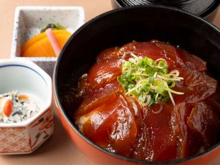 鰹漬け丼