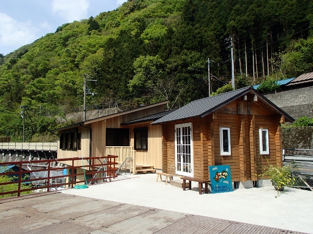 Wꏊ̂ncrrlEo[x[XgBقڐVzŖ؂̍Yx[XłB