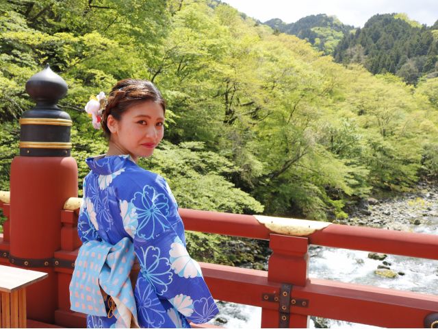二荒山神社神橋はおすすめ写真スポットです