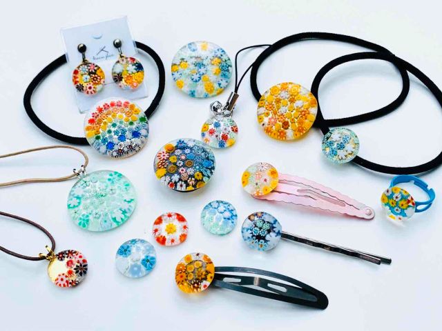 定番柄!人気のフラワーパーツ(*^-^*)