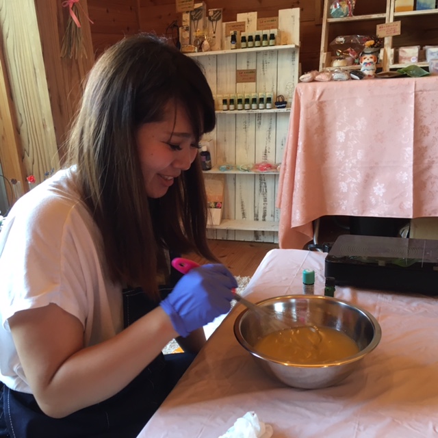 お菓子のようにかき混ぜて作ります