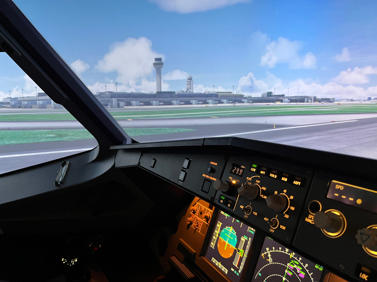 60分Flightコース》【機長席でA320を操縦】桜木町より徒歩5分