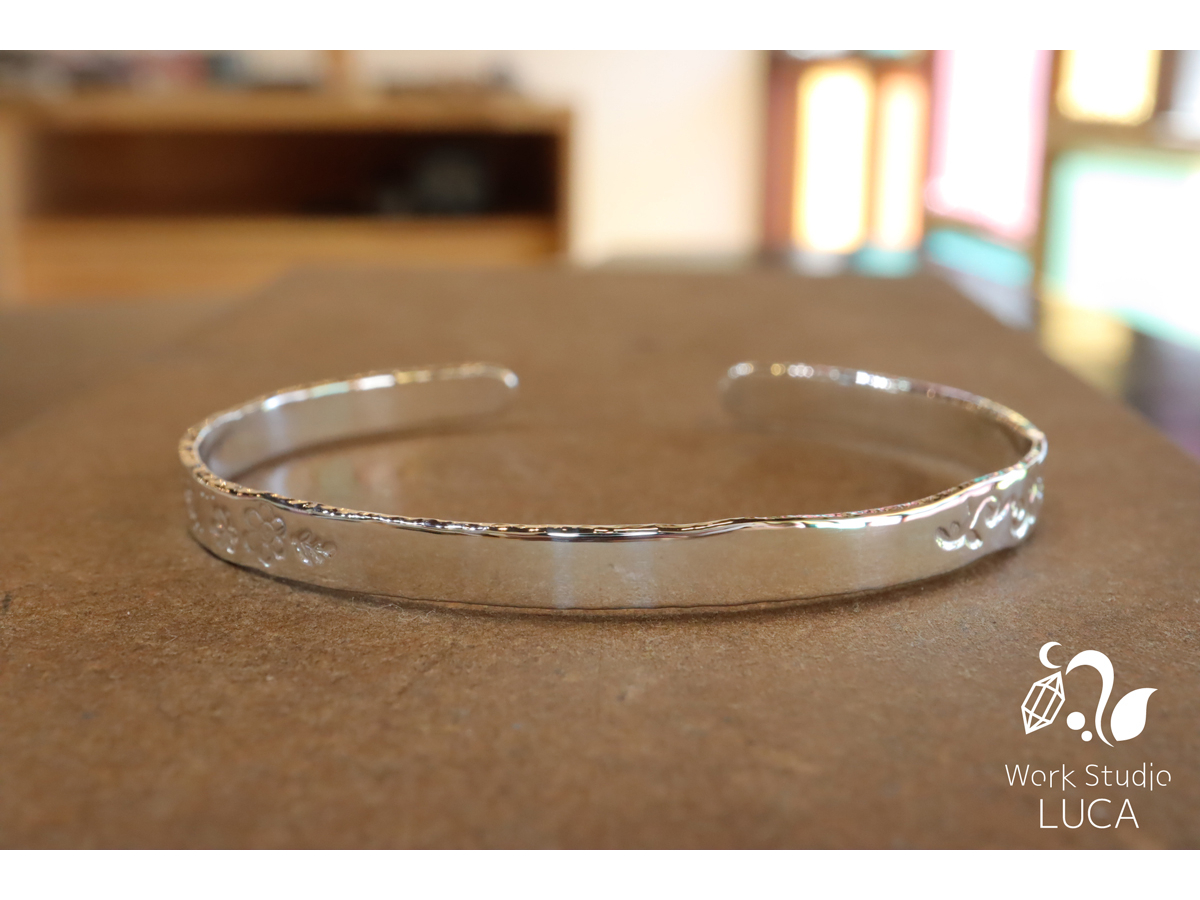 �V���o�[950���̃o���O������ł��B�f�U�C�����\�l�\�F�B�G�ߖ�킸�l�C�ł��B