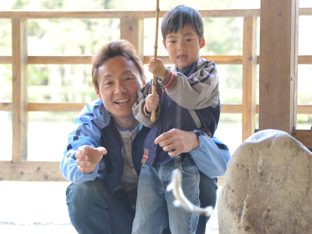 親子でいわなにじます釣り