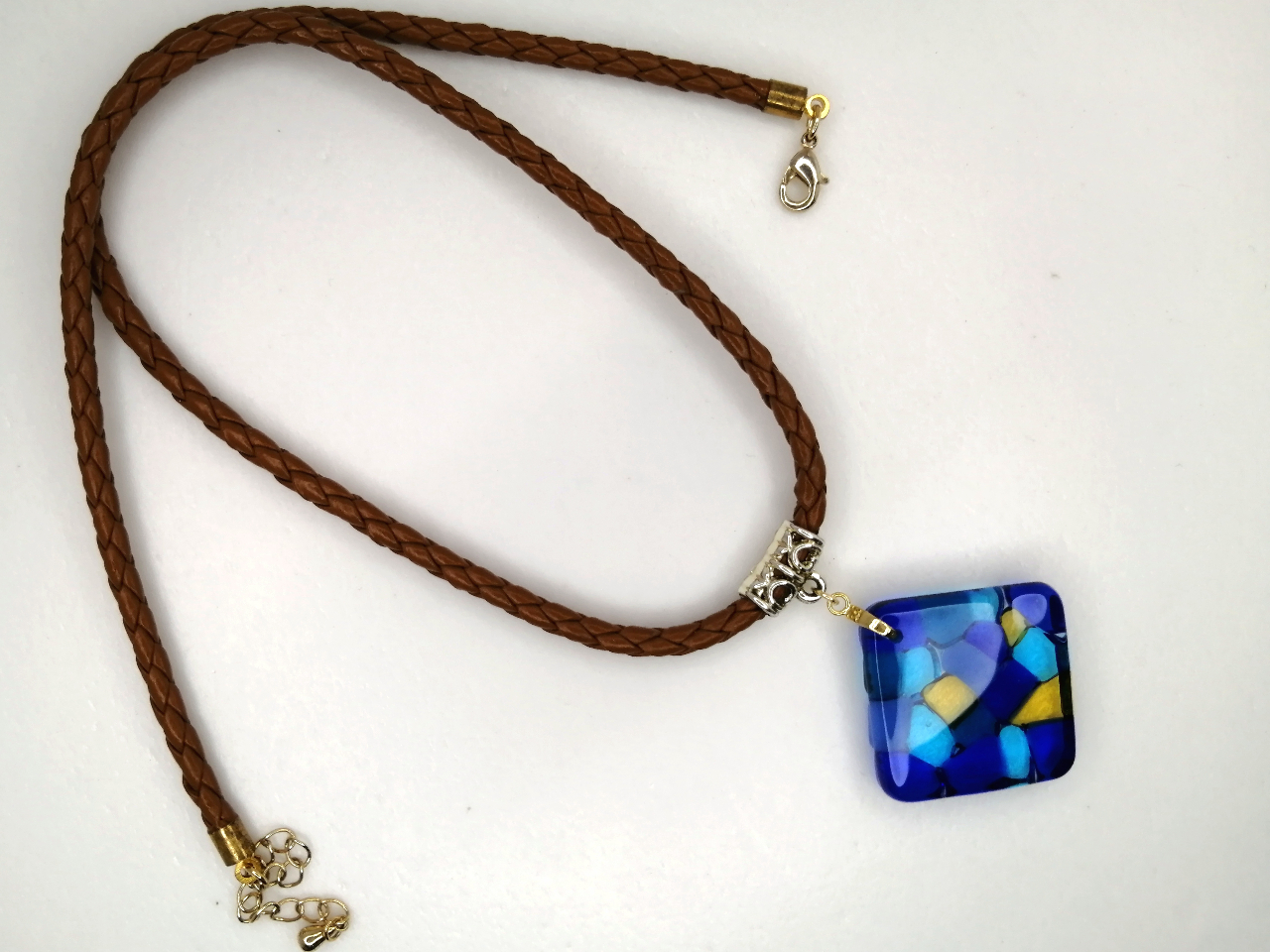 世界に一つのモザイク模様です。