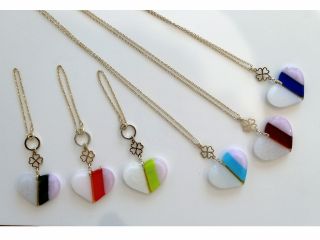 ハートの バックチャームとネックレス