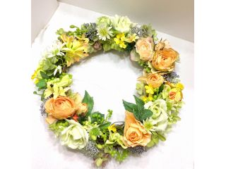 画像はレッスンでお作りいただいたリースです♪お好みの色・イメージにあわせてお花をお選びいただけます★世界に一つのオリジナルリースを作りましょ♪