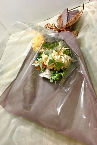 摜̓bXł肢ԑłBD݂̐FEC[W`ˁB