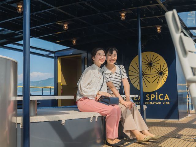 開放的なデッキで瀬戸内海を満喫。