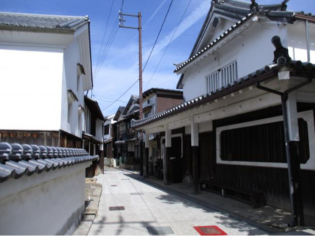 ]ˎA҂E҂̍`Ƃĉh{YunvB钬݂Ui50j