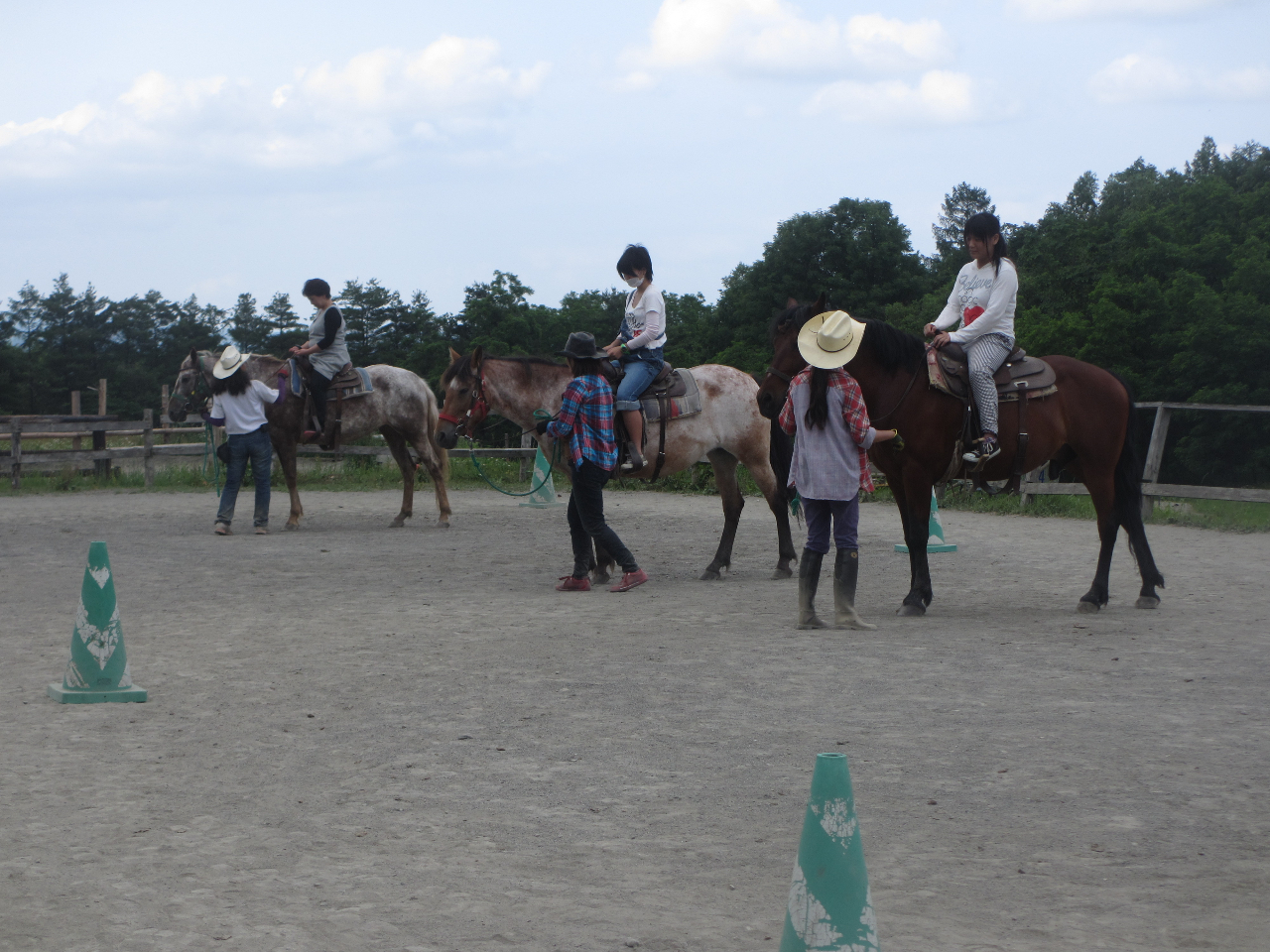 X^btׂŃT|[g܂̂ŁAS