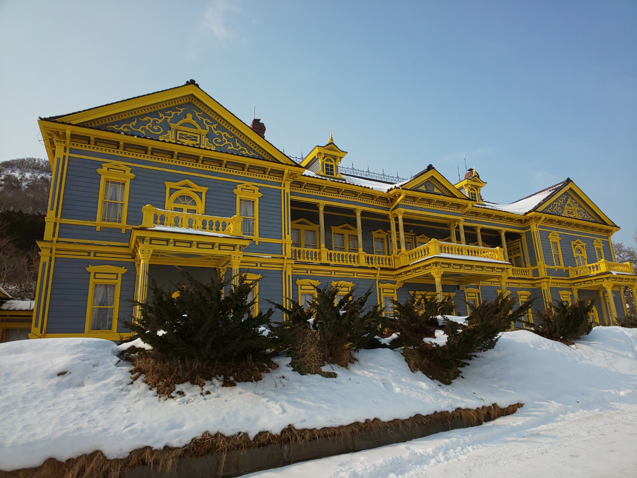 函館タクシー観光3時間 クラウン黒塗りタクシー(4人)■ 満足プラン