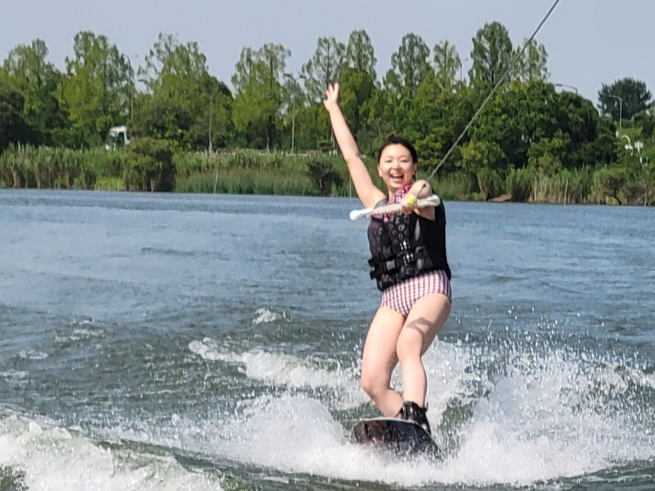 初めての方限定!ラフ1番人気!どうせやるなら絶対立ちたい!滑りたい!の方!の体験コースです!レンタル、税込、その他の費用コミコミの安心ぽっきり価格です。