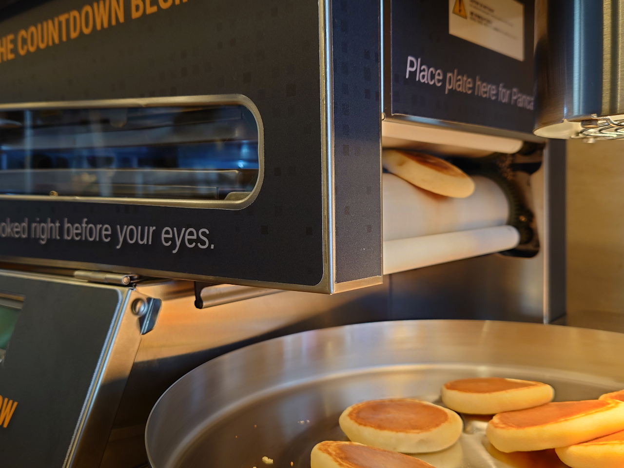 【ソフトドリンク飲み放題ラウンジパス★おつまみ&ミニパンケーキビュッフェ付き】 ...