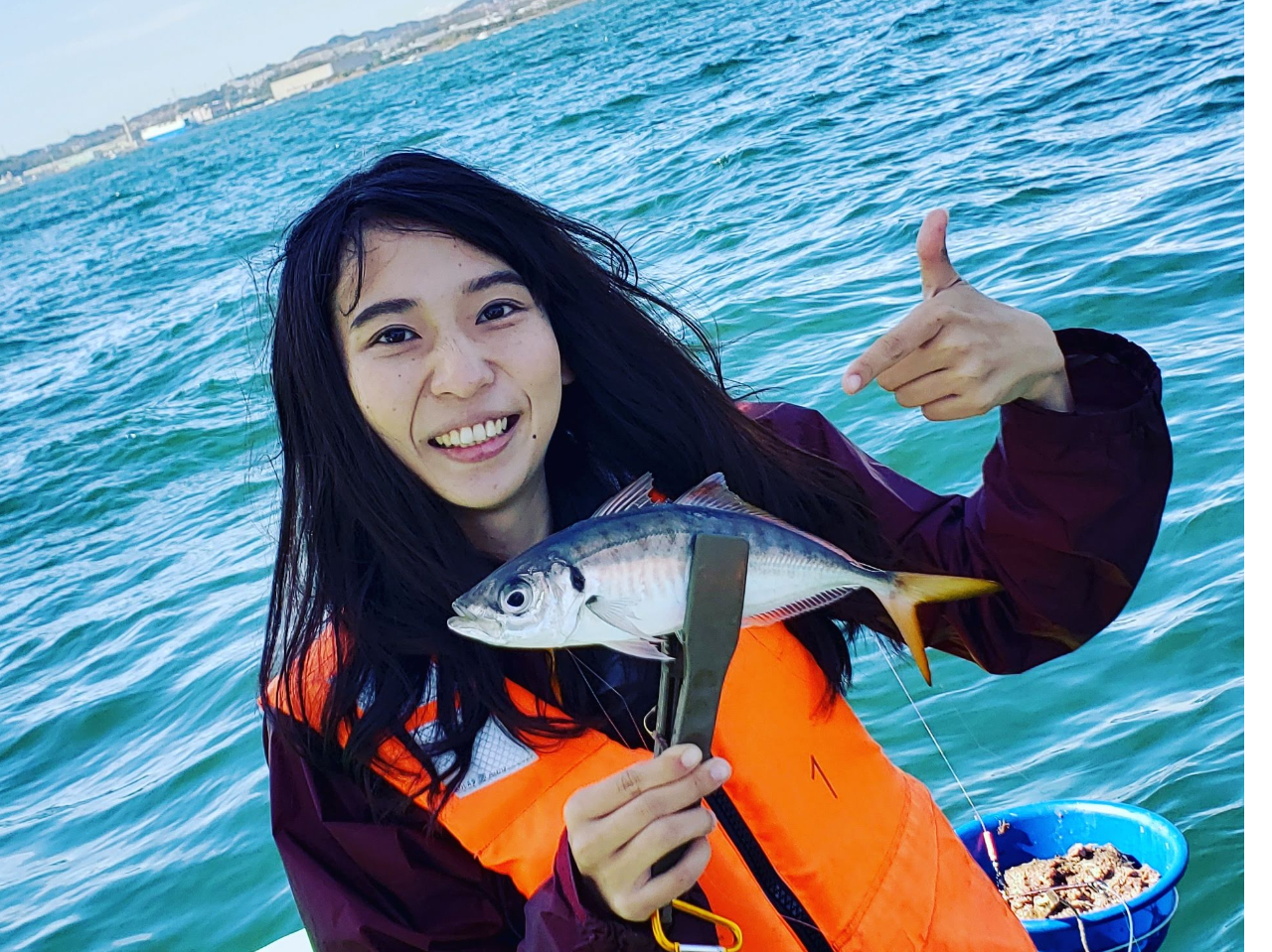 午前船６時３０分集合［絶品アジ釣り］しっかりお教えします！釣り初心者さん･お子様...