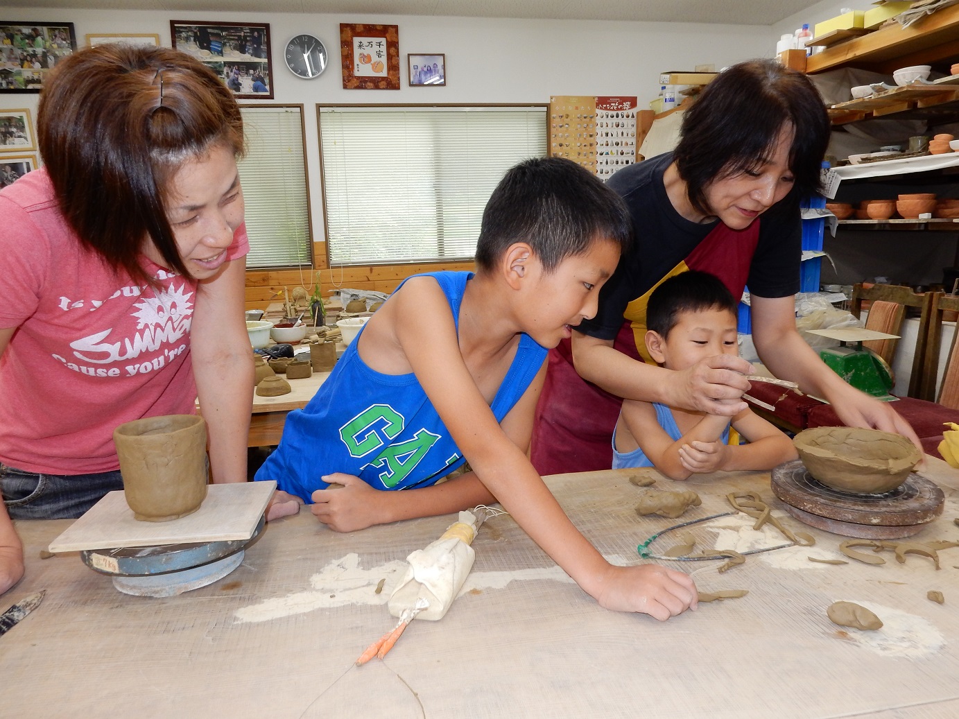 Ƒł̑̌ŊF肽ɒłBn̗ǎȔSyŊF撣ČLȍiÂオ܂B