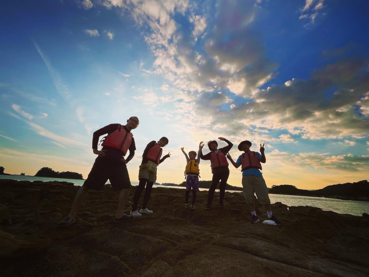 長崎・佐世保市・カヤック】キレイな夕陽に感動！サンセットツアー