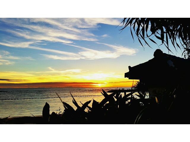 こんなにキレイなサンセットが見れるかもしれないナイトシュノーケル(^.^)静かな空間、沖縄のパワーでリフレッシュ〜!(^^)!