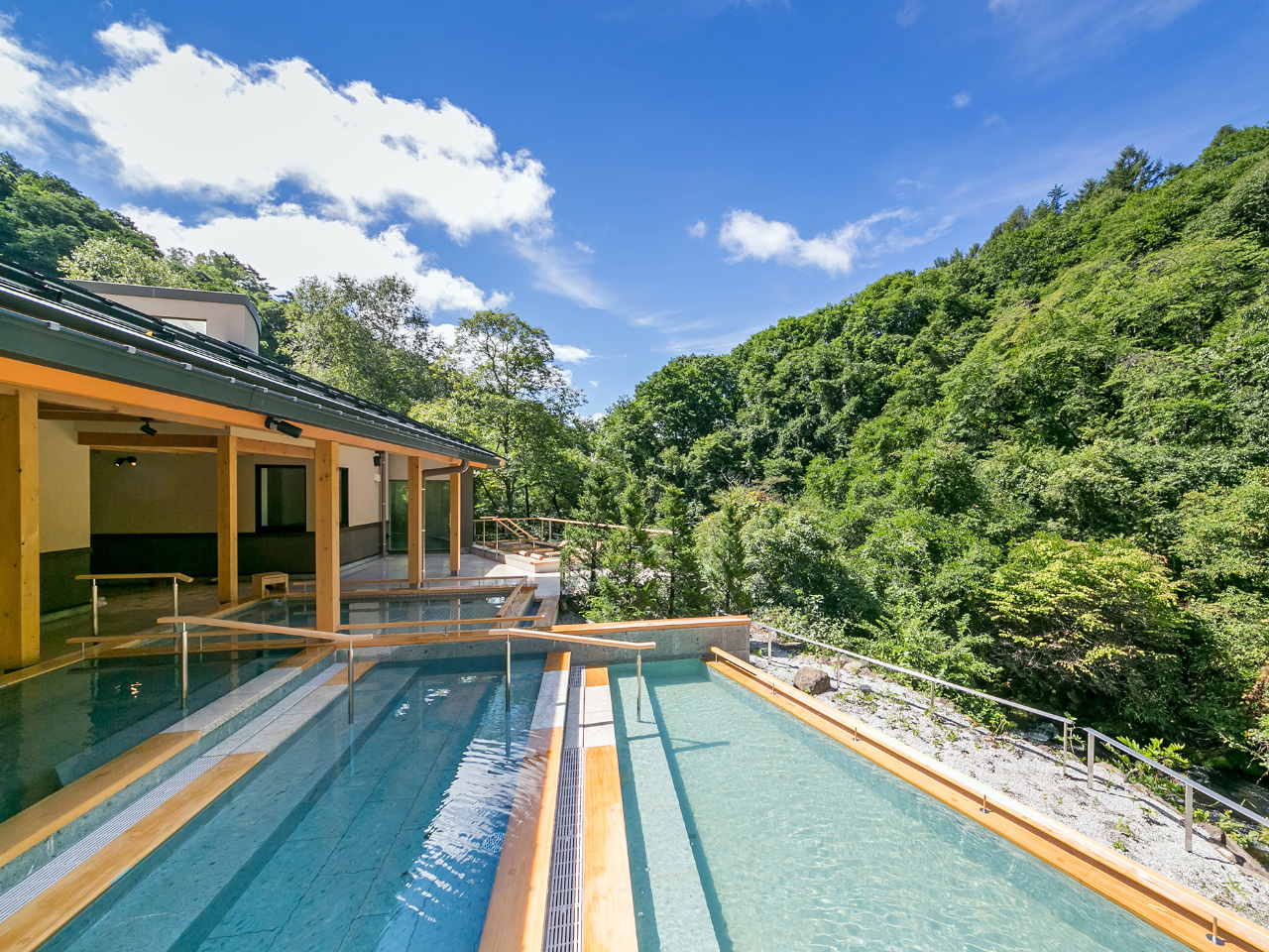 kIVC@a̓@13F00`21F00