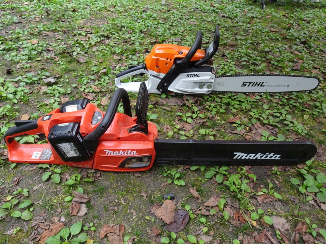 エンジンチエンソーと電動のチエンソー!