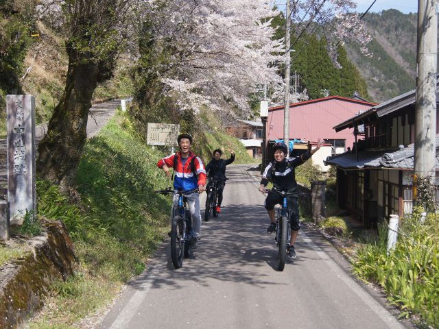 田舎道をイーバイクで散策