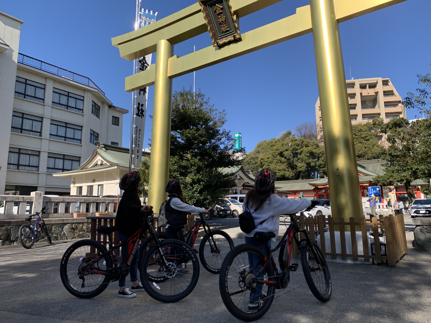 ȋsJ݂̒ƂȂI^AbvŘb̋_ЁI