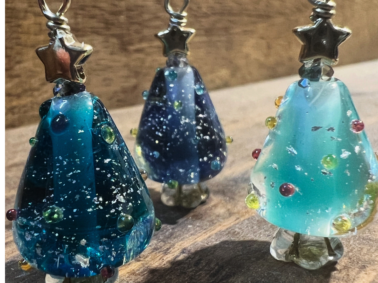 NX}X͗luNX}Xc[v\2,500ƂȂ܂BNX}XȂł͂̐lC̃fUC111?1225܂ł̌fUCł