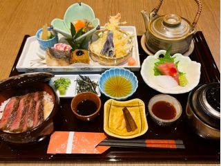 みかわ牛プチ葵まぶし♪看板メニューのみかわ牛葵まぶしが””プチ””サイズに!! 天麩羅、お造り、小鉢、赤だし、香の物付き♪