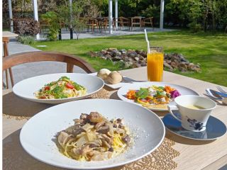 ・お米豚とキノコのクリームソースパスタ・島浦真鯛のペペロンチーノ