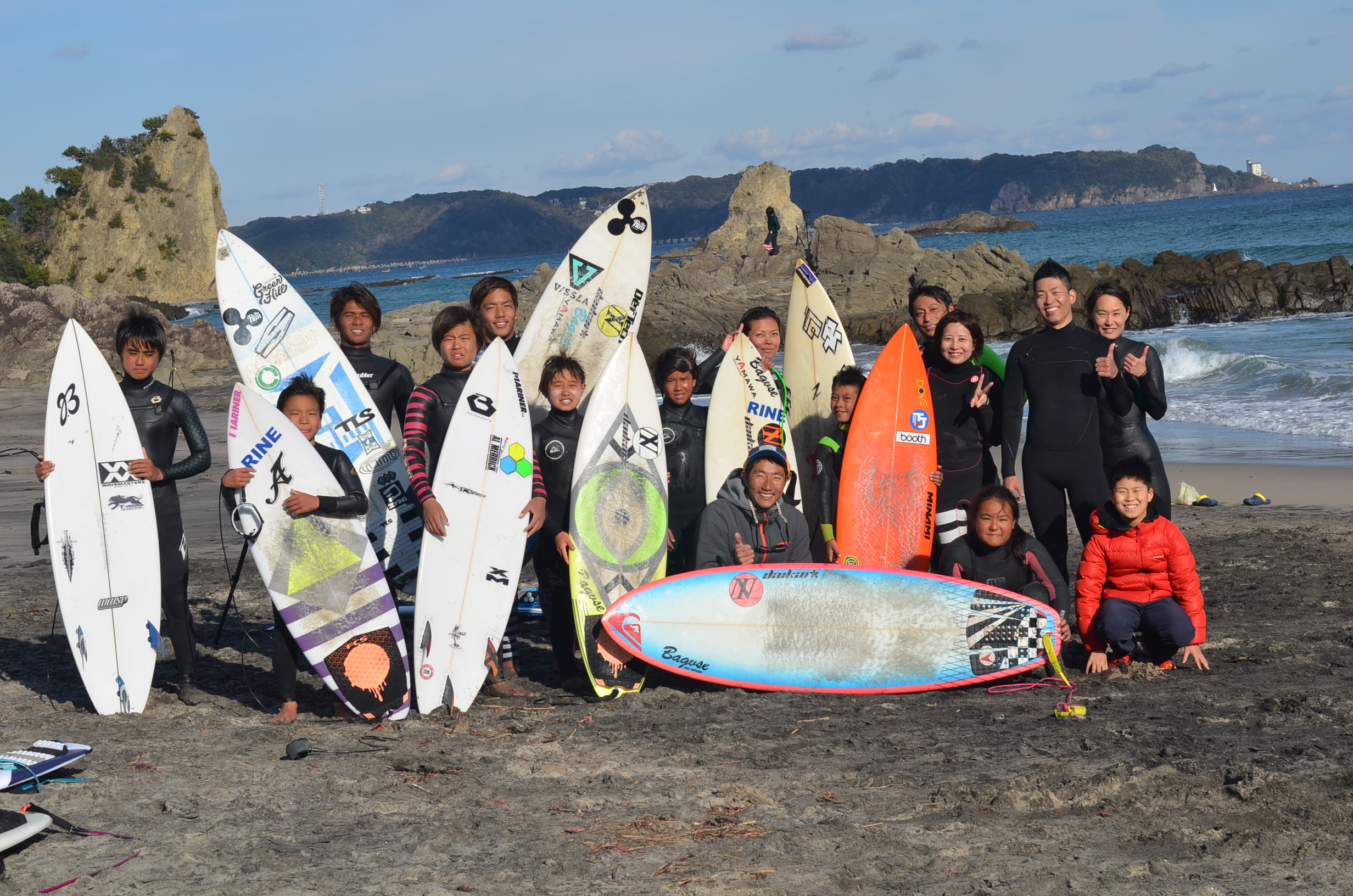 1人でも、もちろんみんなでも楽しみたい、上達したいという方にも必ず上手くなるノウハウを行って頂きます。もっとも大切な安全面、そして水が苦手な方。